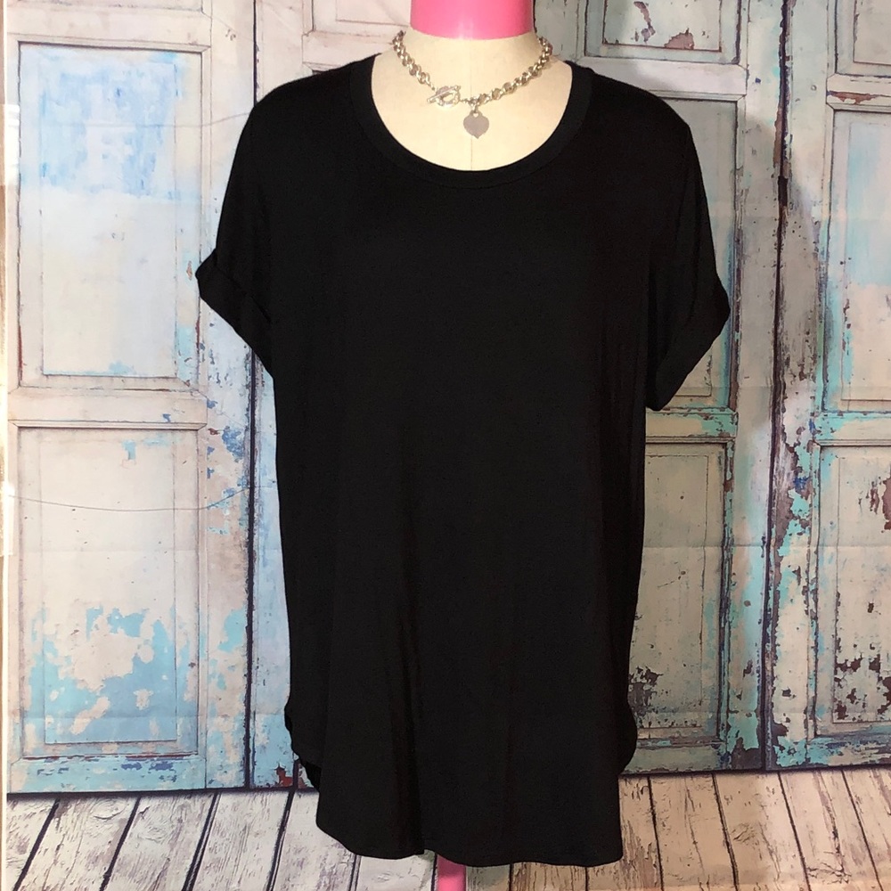 Black soft tee